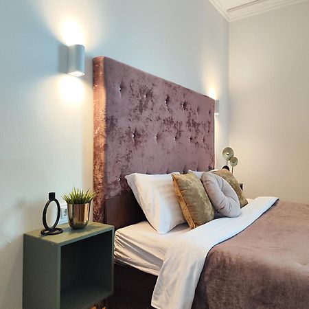 Best One Room Apartments 무카체베 외부 사진