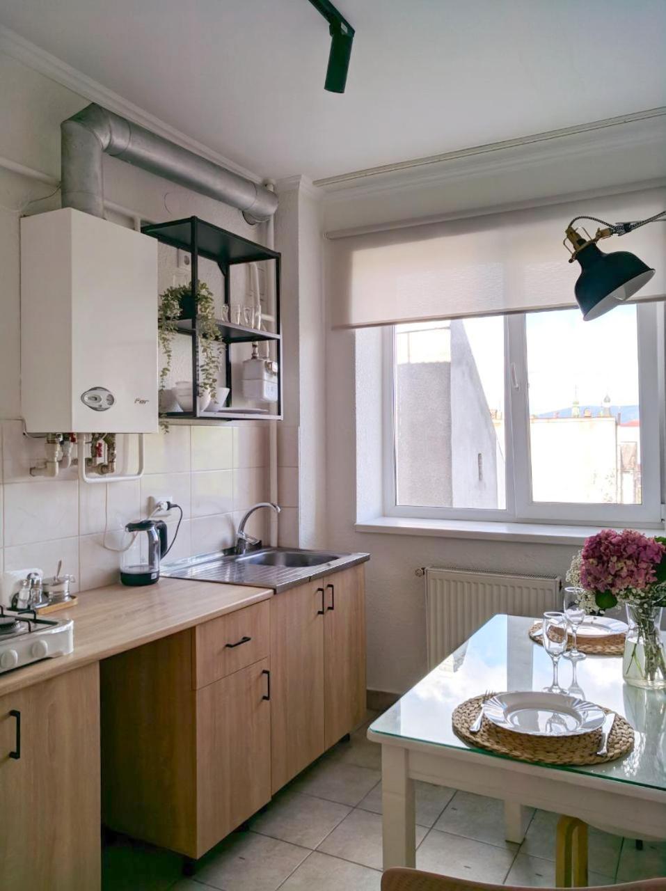 Best One Room Apartments 무카체베 외부 사진