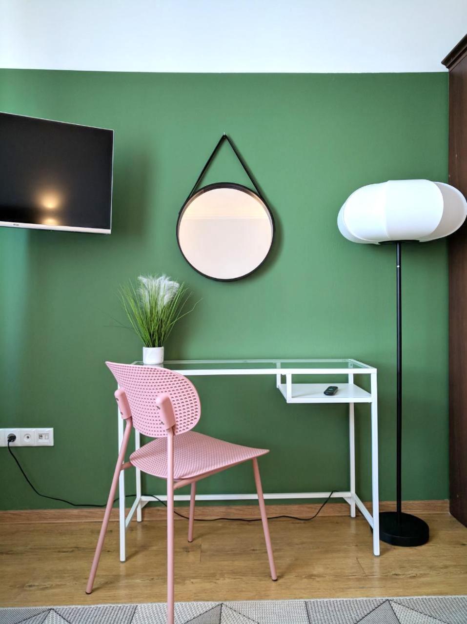 Best One Room Apartments 무카체베 외부 사진